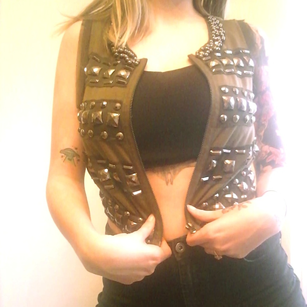 Grunge Studded Tank top Vest Cropped Top Shirt